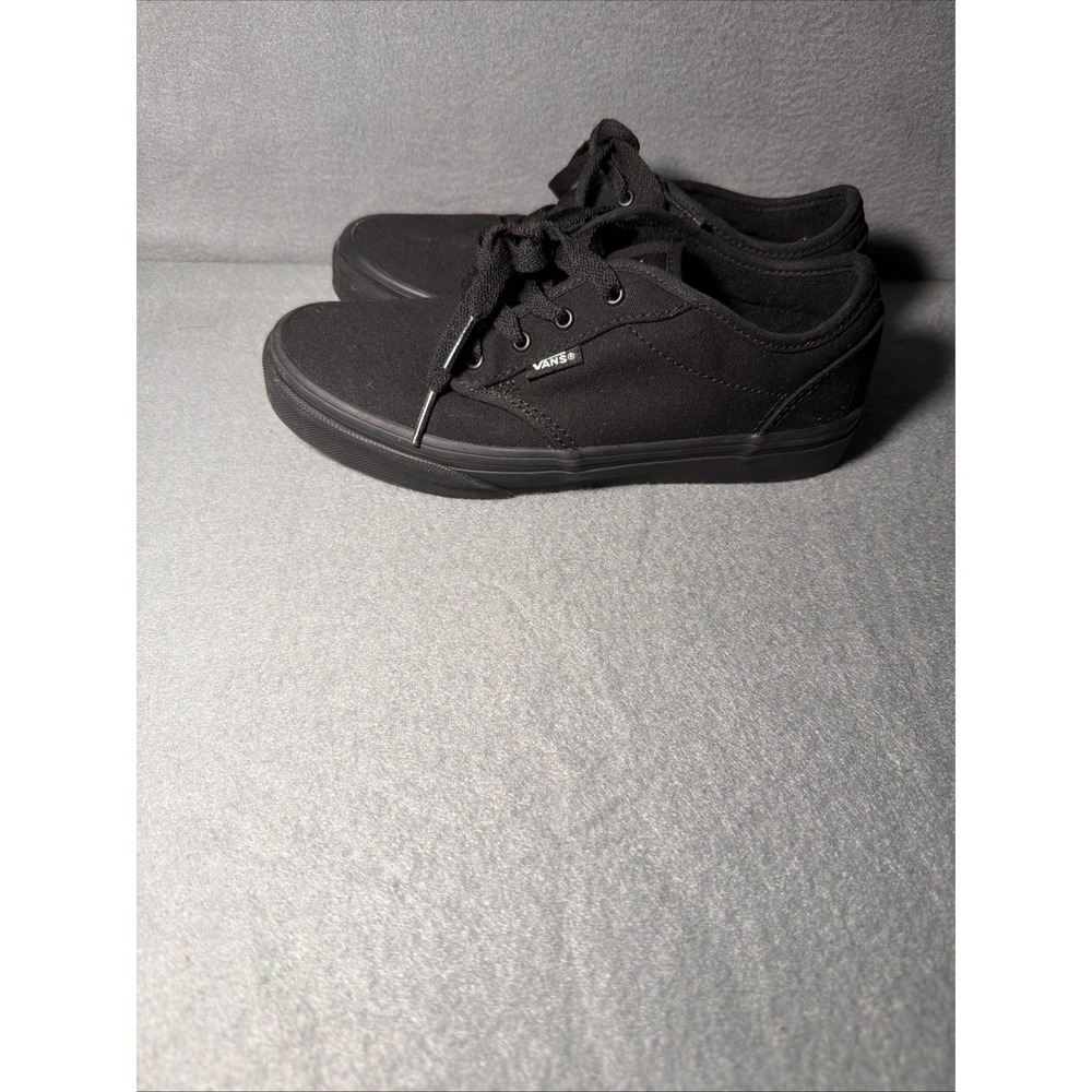 NEW. Vans Youth Sz 4 Black Classic Vans Laceup Sneakers Shoes Boys